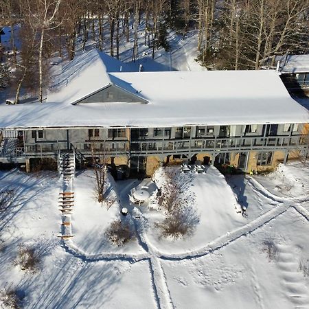 Le Lodge Du Lac Saint-Faustin Exterior foto